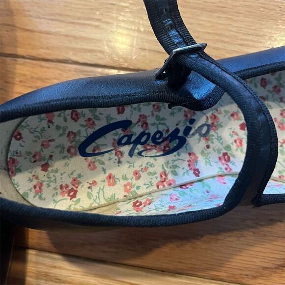 Capezio Women's Black Leather Mary Jane Tap Shoes Size 7M - Picture 6 of 8